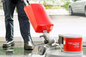 sua-may-cha-san-tai-cau-giay