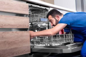 sua-may-rua-bat-tai-viet-hung