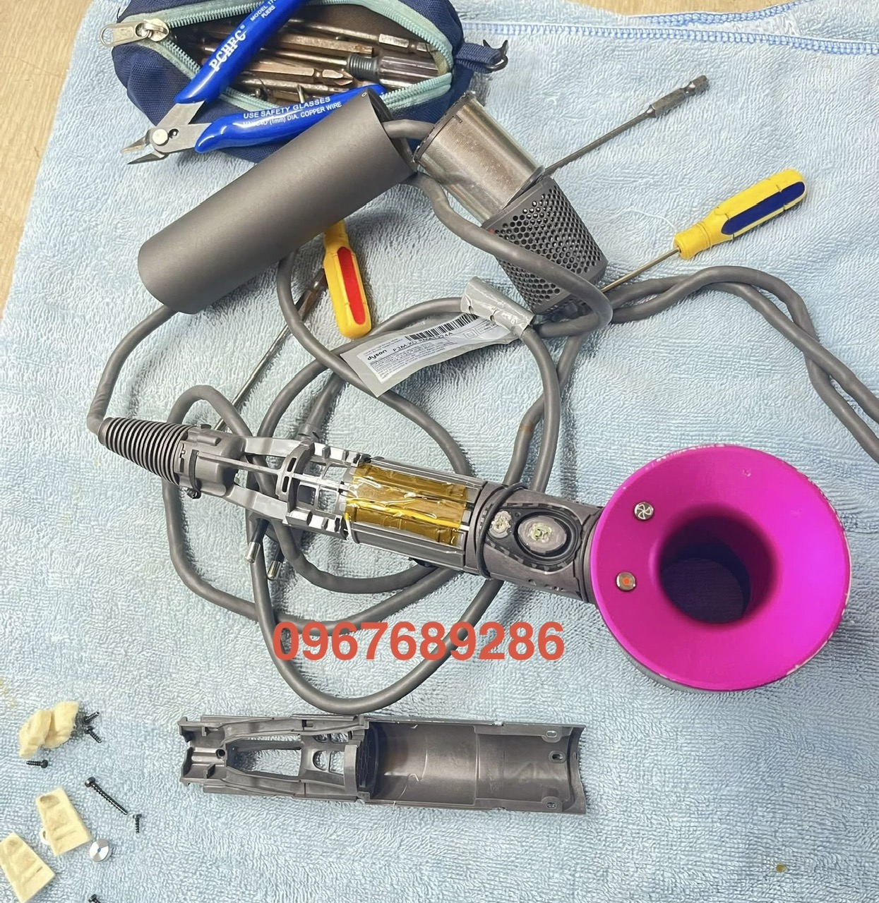 sua-may-say-toc-dyson8